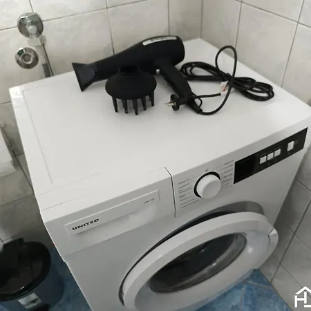 άνετο και ήσυχο διαμέρισμα με θέα Appartamento *