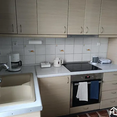 Apartman άνετο και ήσυχο διαμέρισμα με θέα